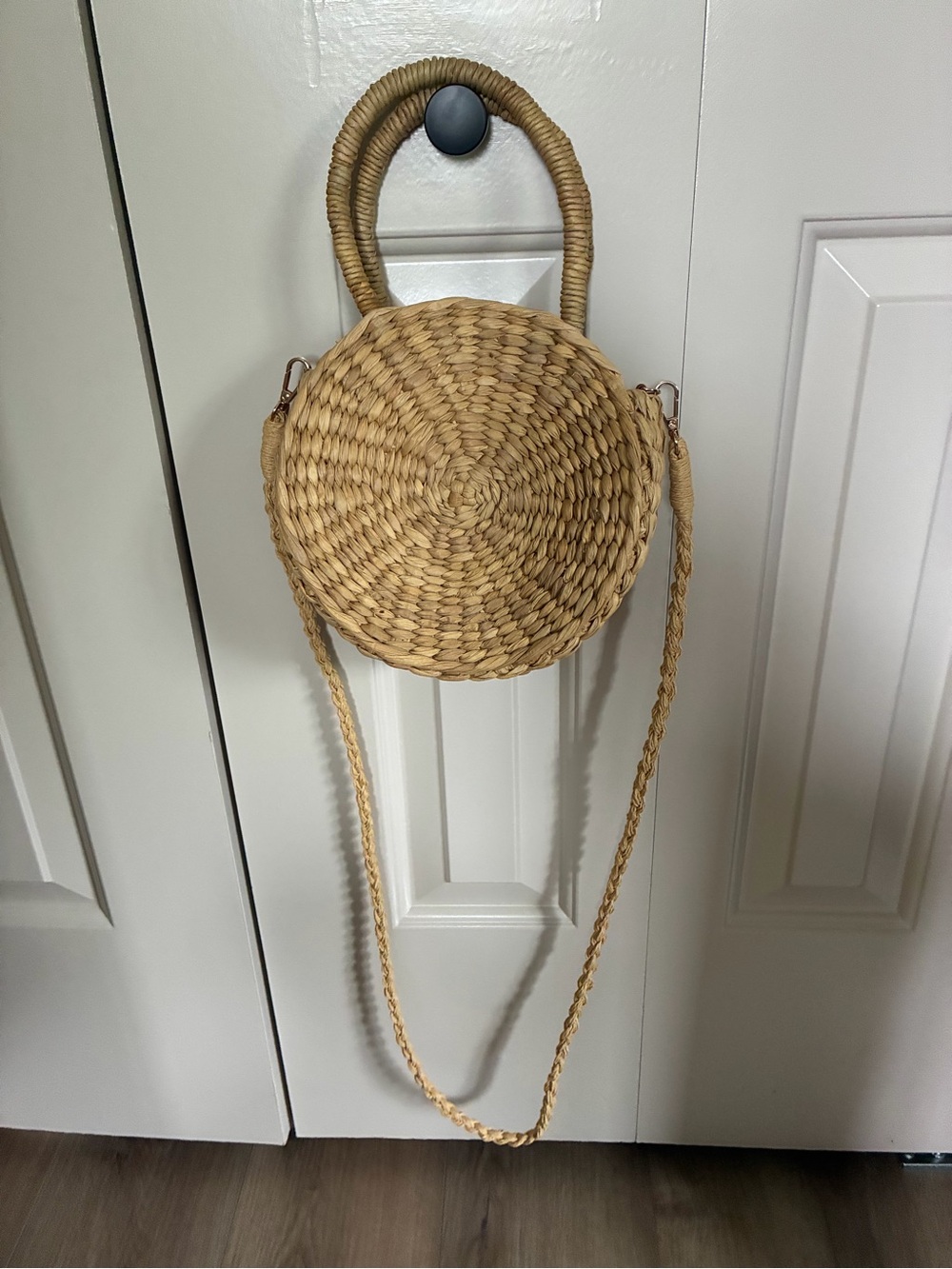 Abercrombie & Fitch Round Woven Crossbody Bag - Natural Tan